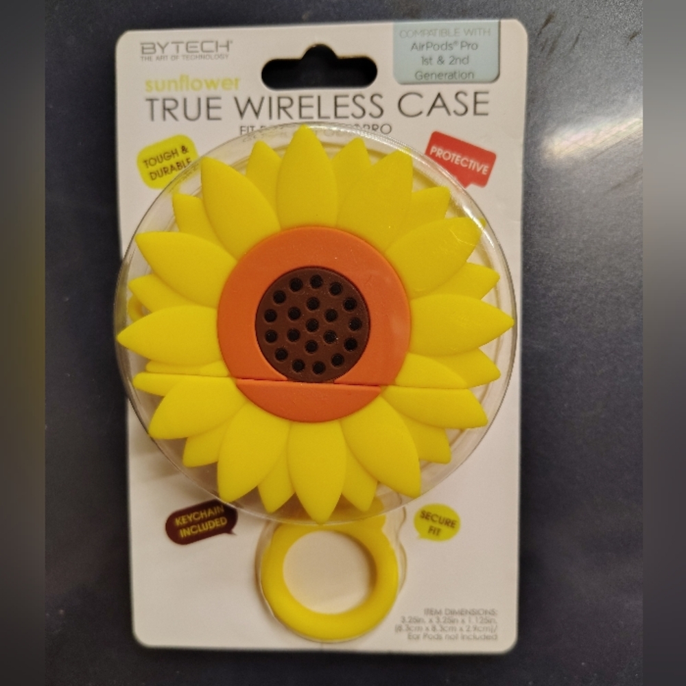 NWT Sunflower AirPods Pro Case